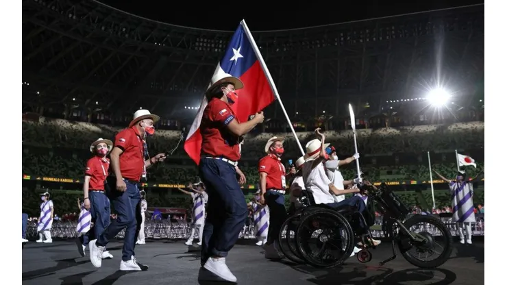 El Team Chile fue liderado por la tenista Francisca Mardones y por el nadador Alberto Abarza.