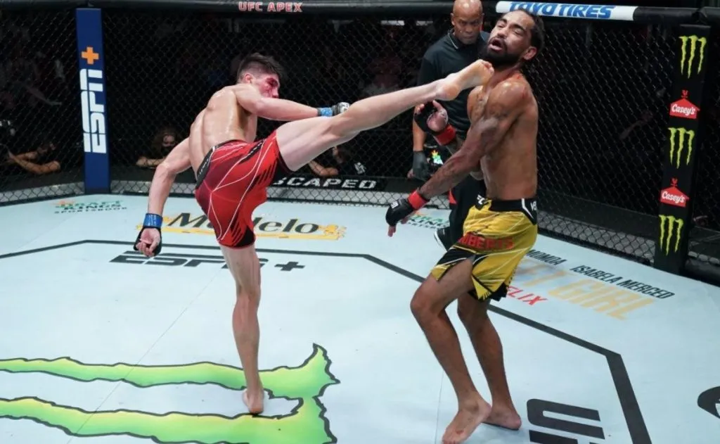 Ignacio Jaula Bahamondes se ha hecho un lugar importante en la UFC a punta de tremendas finalizaciones. Foto: UFC.