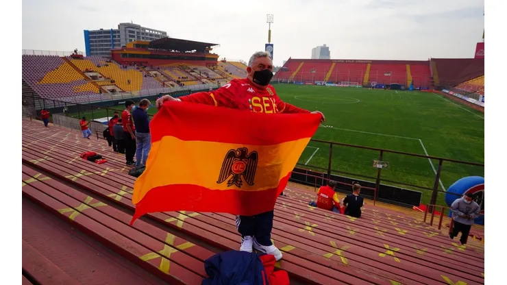 Los hinchas volvieron con felicidad al estadio Santa Laura.