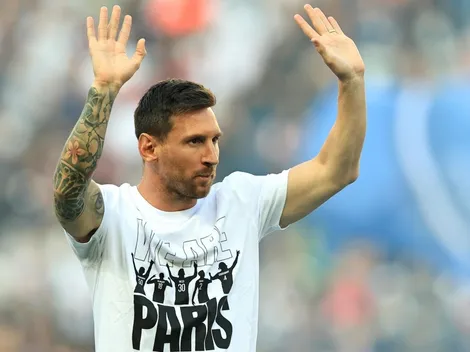 Messi es presentado en un Parque de los Príncipes lleno hasta las banderas