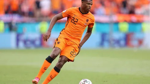 Dumfries fue de los mejores valores de la selección de Países Bajos.