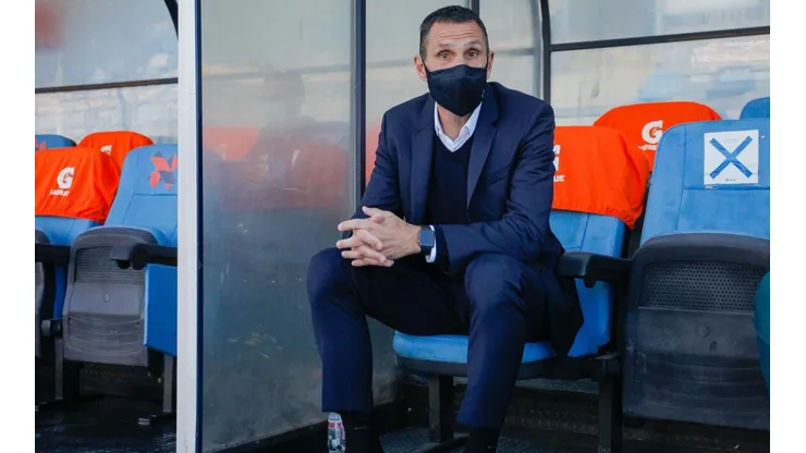 Tagle respalda a Poyet