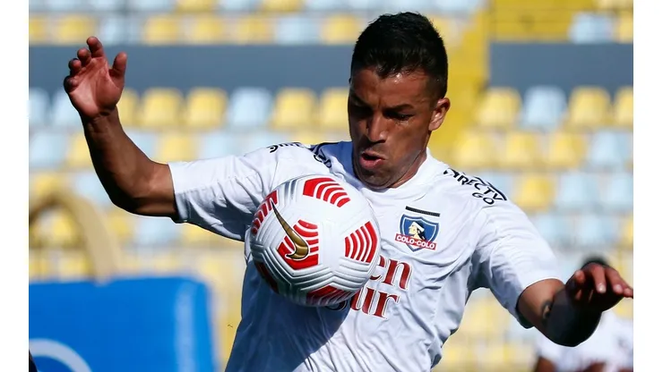 Gabriel Costa ha elevado su nivel en Colo Colo y es candidato a la selección peruana para las Eliminatorias Qatar 2022