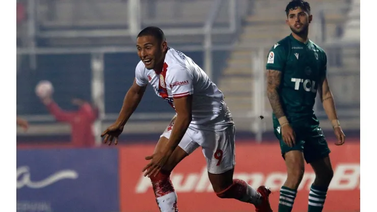 Curicó respira tras el triunfo sobre Wanderers