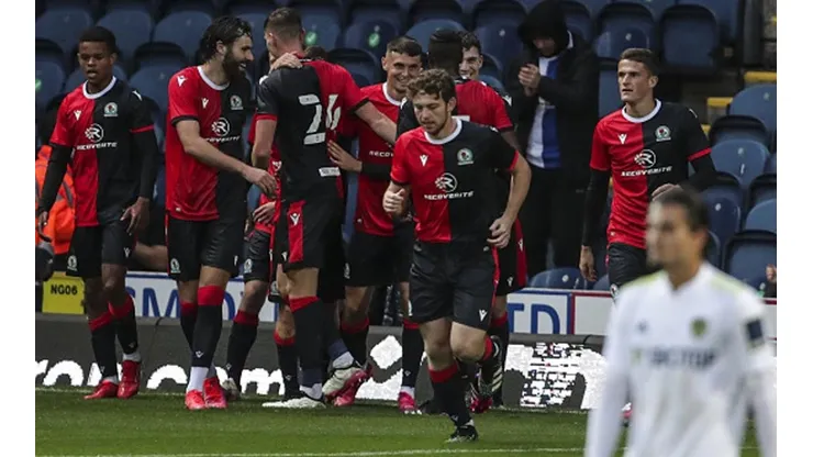 Ben Brereton y el Blackburn Rovers en el amistoso contra Leeds y Marcelo Bielsa.