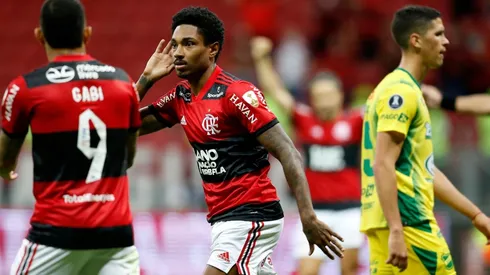 Flamengo aseguró su paso a la ronda de los ocho mejores de la Copa Libertadores.