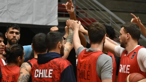 El equipo nacional se prepara para enfrentar a los altiplánicos.