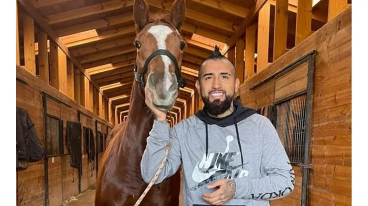 Arturo Vidal está en San Clemente de vacaciones, donde creó su haras