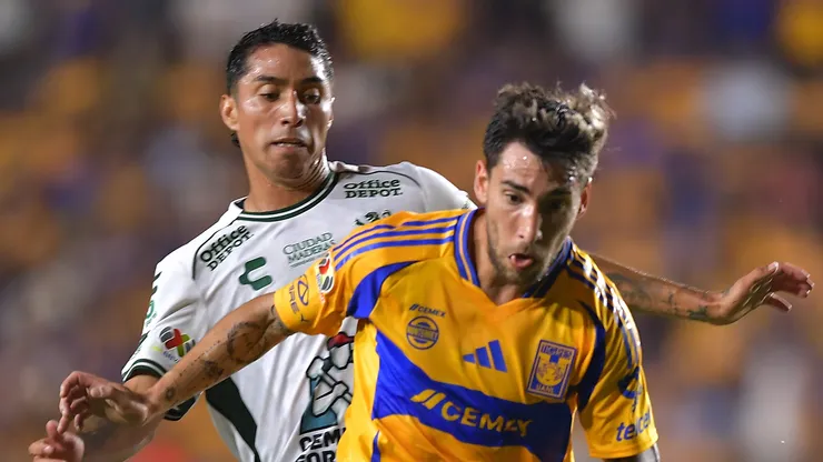 Asistencia de crack de Luciano Cabral en México.