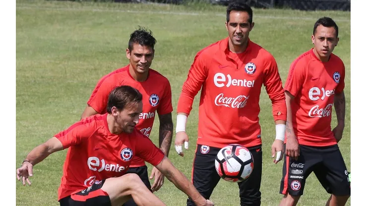 El capitán de La Roja le dio todo el respaldo a su ex compañero de selección.