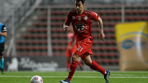 Valdivia deja La Calera después de un semestre