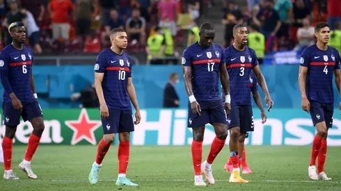 Varane tuvo una fuerte discusión con sus compañeros en Francia