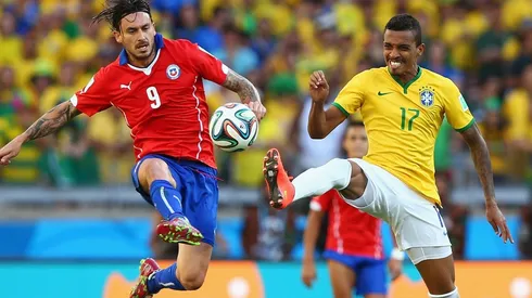 Mauricio Pinilla protagonizó uno de los partidos entre Brasil y Chile más recordados de la historia, en los octavos de final del Mundial de 2014