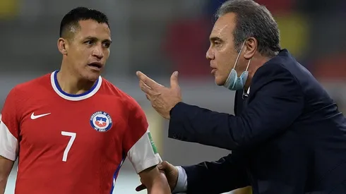 Alexis Sánchez, según estima Martín Lasarte, puede estar para cuartos de final. Para ello hay que clasificar.