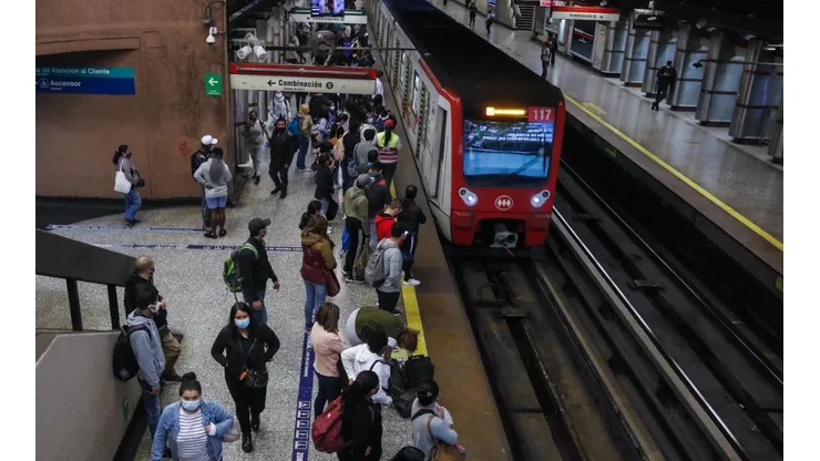 Conoce el horario del tren subterráneo