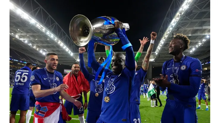 Kanté siempre muestra la humildad en el éxito