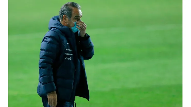 Lasarte dijo no estar contento con el cambio de sede de la Copa América a Brasil