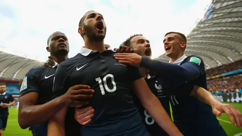 Benzema volvió a encontrarse con sus compañeros de la selección francesa