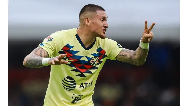Castillo se va de América
