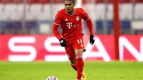 Douglas Costa deja Bayern Múnich y Juventus como nuevo jugador de Gremio.