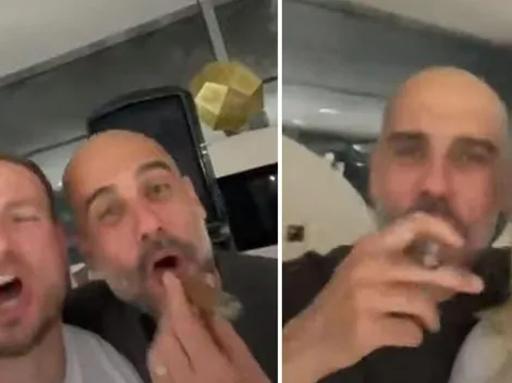 Karaoke y puro: Pep Guardiola celebrando enajenado el título del City