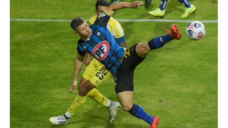 Huachipato espera amarrar su clasificación en Copa Sudamericana.
