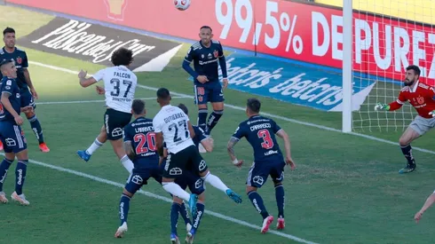 Falcón casi anota de cabeza ante la U