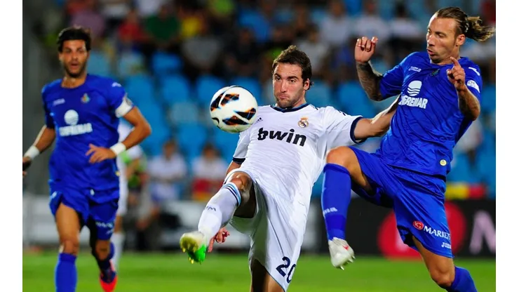Higuaín tenía sus pillerías para irse de fiesta sin que nadie se diera cuenta.