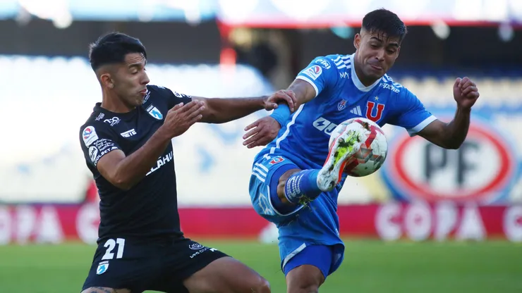 Diego Fernández y Fabián Hormazábal en el último Deportes Iquique vs Universidad de Chile, disputado en el Ester Roa.