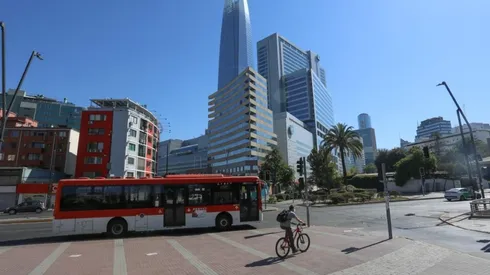 Conoce que comunas retroceden y avanzan hoy en el Plan Paso a Paso