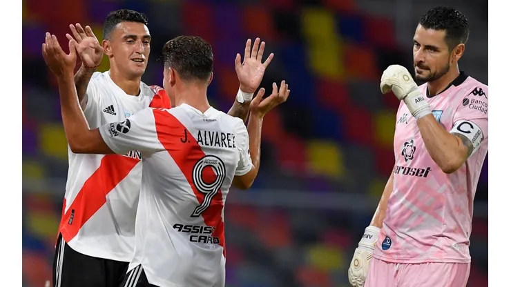 River Plate y Paulo Díaz campeones de la Supercopa Argentina con goleada ante Racing.