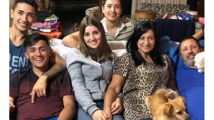 La familia Solari Ferreyra vio el partido desde Argentina