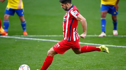 Luis Suárez convierte ante el Cádiz
