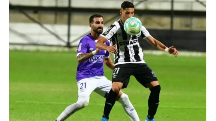 Gonzalo Reyes jugando en Wanderers