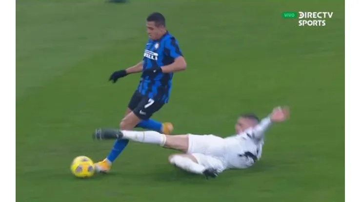 Flor de chuleta contra Alexis Sánchez frente a Juventus.