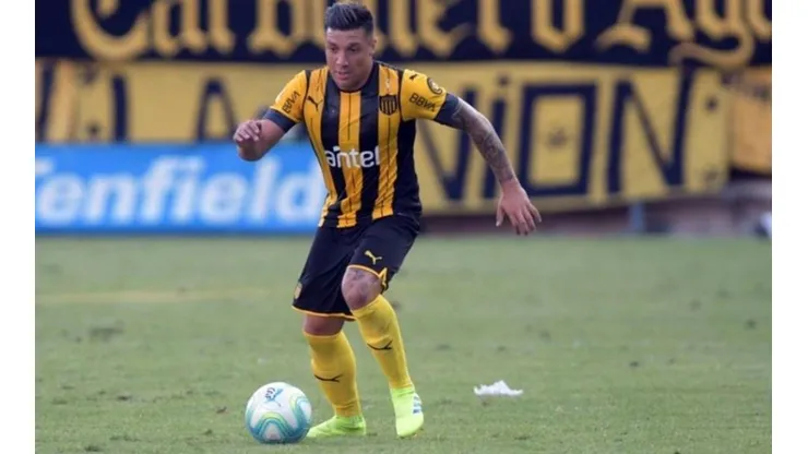 Christian Bravo no sigue en Peñarol y se despide de todo el Manya.
