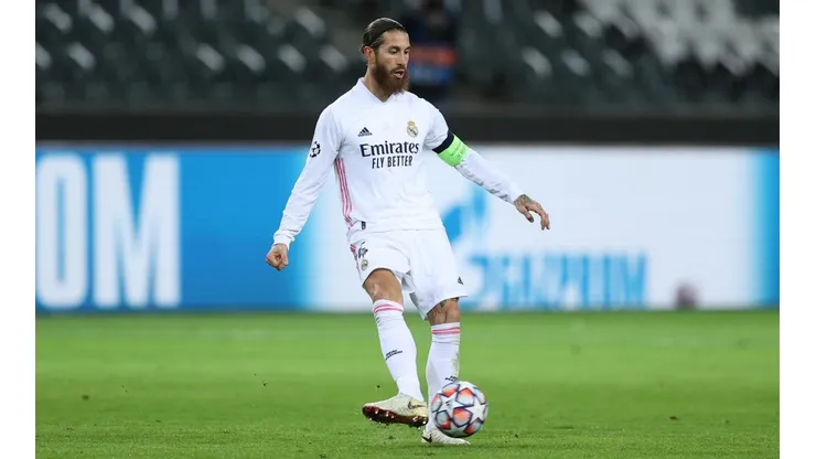 Sergio Ramos escucha ofertas sin renovar con Real Madrid.