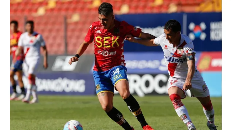 Ambos equipos necesitan ganar. Curicó tiene la presión del descenso