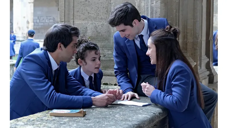 "El Internado: Las Cumbres" es un reinicio de la serie española originalmente estrenada en 2007.