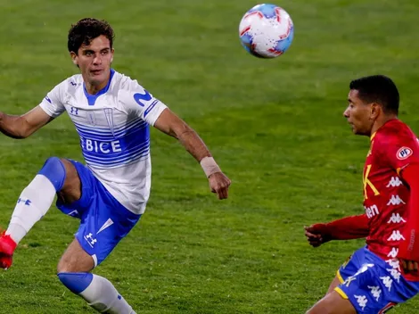 Formación de la UC ante Unión Española