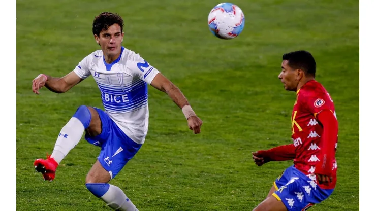 Los Cruzados quieren empezar a sellar el camino al título.