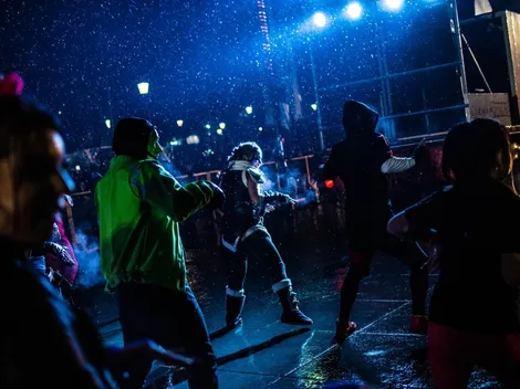 Policías son confundidos con strippers en Argentina