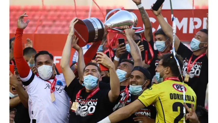 Ñublense es el primer ascendido a Primera División