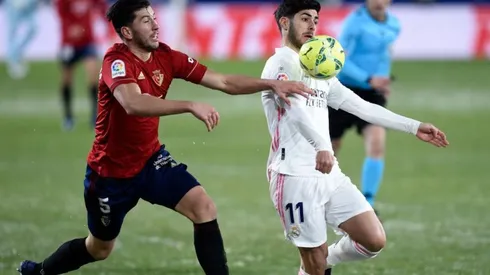 Ambos equipos tiene mucho por que jugar, el Real no puede ceder más terreno y el Osasuna peligra en la parte baja de la tabla.
