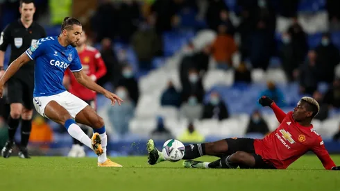 Paul Pogba ante Everton