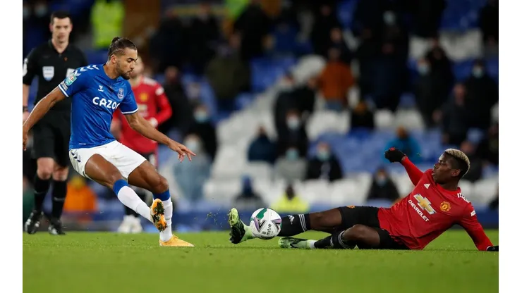 Paul Pogba ante Everton