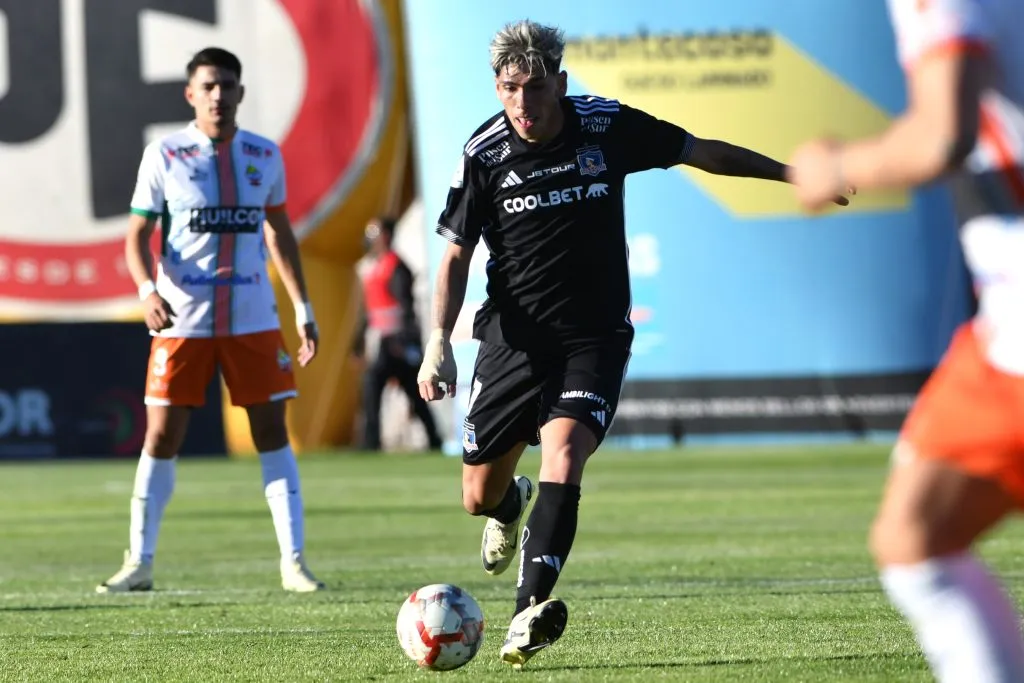 En la primera rueda Colo Colo rescató un empate a 2 en El Salvador / Photosport
