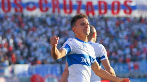 El argentino aceptó bajarse el sueldo para seguir en la UC.