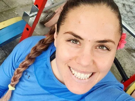 Duco cierra exitoso año académico con 8 meses de embarazo