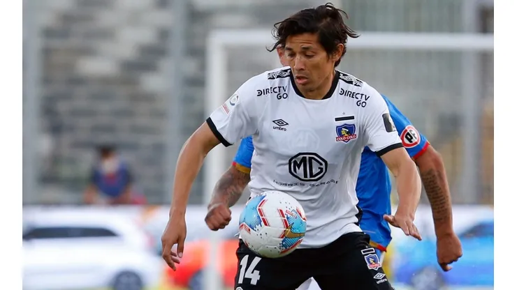 Matías Fernández alza la voz en las horas más oscuras de Colo Colo, con riesgo de un histórico descenso a Primera B